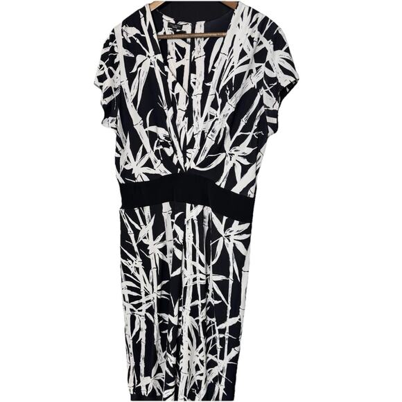 Talbots Size 16 Black & White Fit & Flare Stretch Dress Bamboo Tropical babydoll - Picture 1 of 6